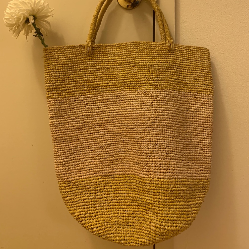 Straw Raffia Oversized Tote in Yellow and Natural